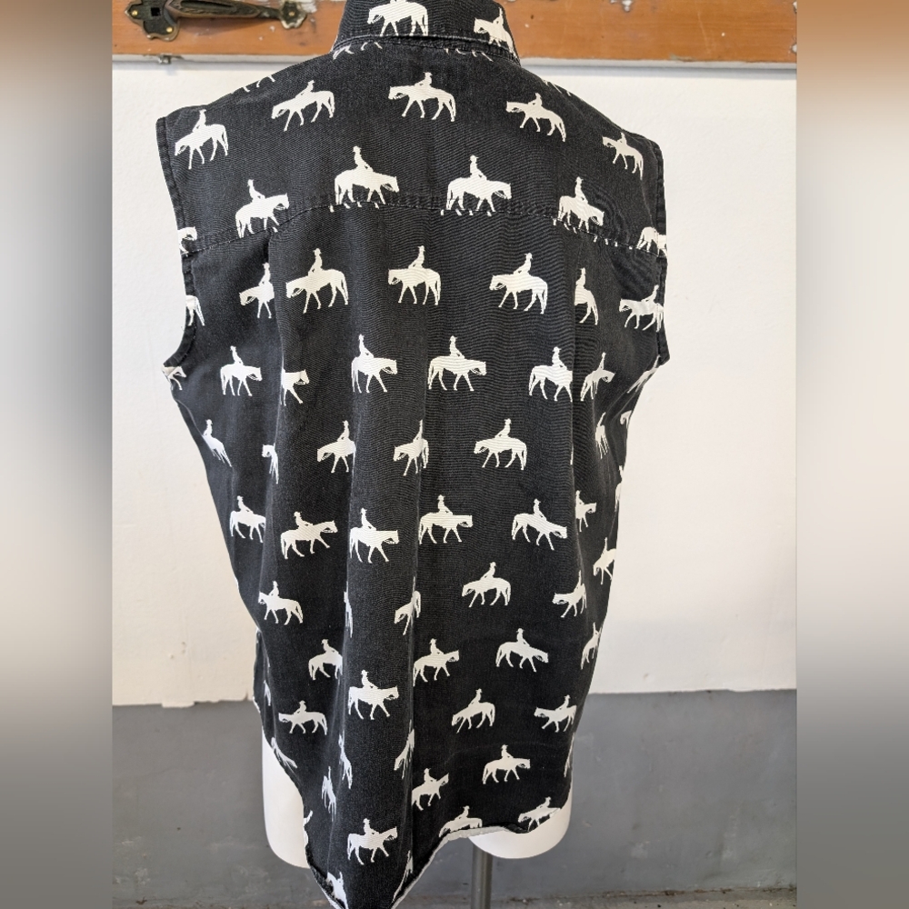 Barn Fly Sleeveless Black White Horse Print Western Coastal Cowgirl - Picture 2 of 5